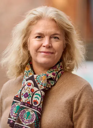 Cathrine Hambro, lawyer