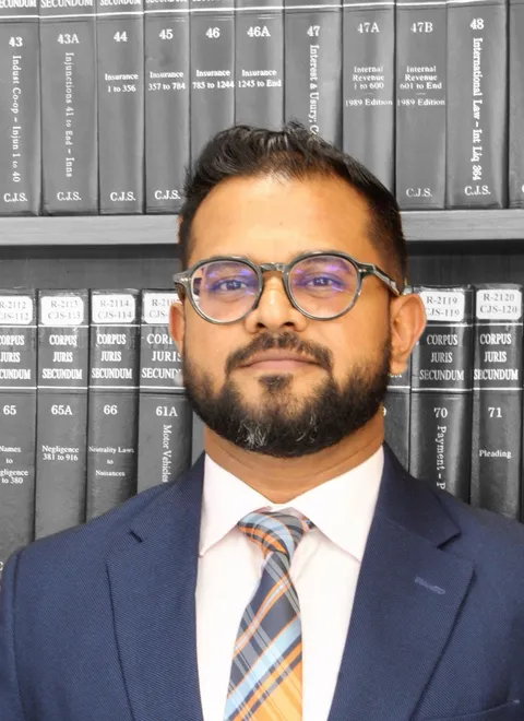 Dharmendra Chatur, lawyer